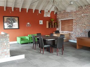70 m² Office Space in Wetton