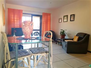 2 Bed Apartment in Uvongo