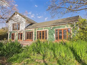 2 Bed House in Chartwell