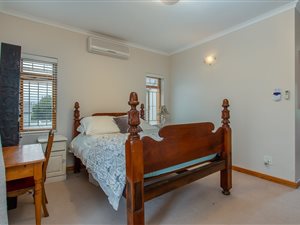 4 Bedroom House in Paarl