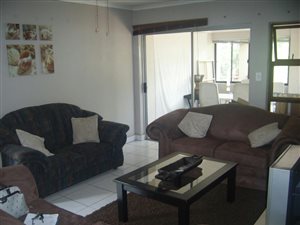 2 Bed Apartment in Miravaal