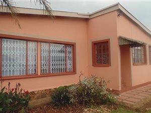 3 Bed House in Whiteridge