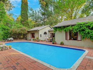 6 Bed House in Craighall