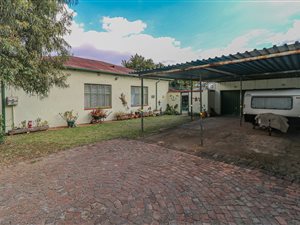 3 Bed House in Pollak Park