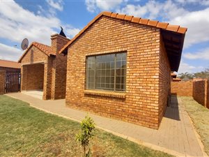 3 Bed Townhouse in Montana Tuine