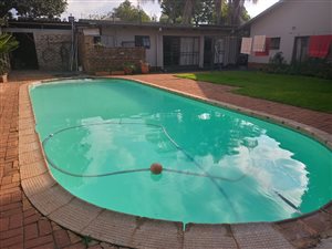 5 Bed House in Mayville