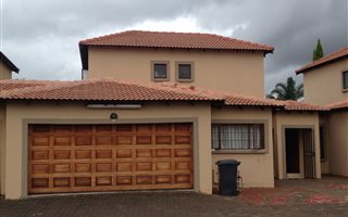 3 Bedroom House in Theresa Park
