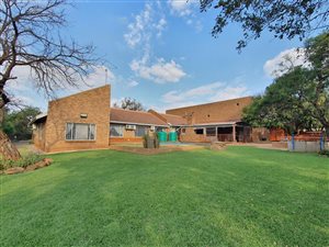 1 ha Farm in Derdepoort