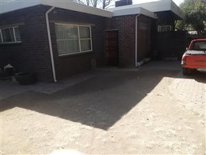 2 Bed Garden Cottage in Klippoortje