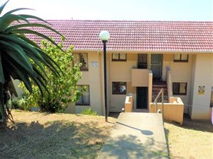 2 Bedroom Apartment in Bellair
