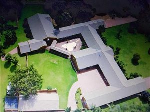 1900 m² Commercial space in Rand Collieries