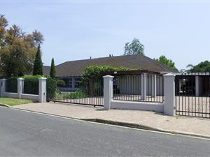 4 Bed House in Lochnerhof