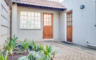 1 Bedroom Garden Cottage in Blairgowrie