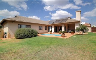 2 Bedroom House in Zambezi Country Estate