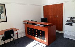 100 m² Office Space in Mill Park