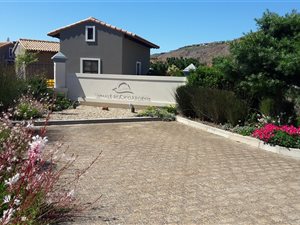 495 m² Land available in Whale Rock