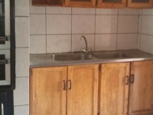 3 Bed House in Lombardy East