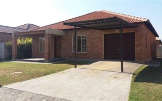 3 Bedroom Townhouse in Geelhoutpark