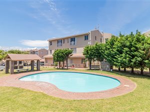 2 Bed Apartment in Oakglen