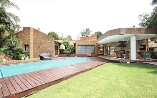 4 Bedroom House in Morningside Manor