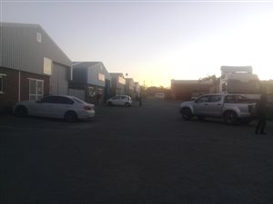 320 m² Industrial space in Hamilton