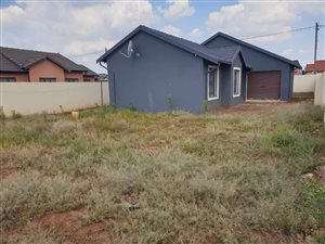 3 Bed House in Protea Glen