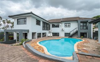 1200 m² Commercial space in Durban North
