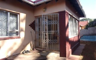 3 Bedroom House in Montclair