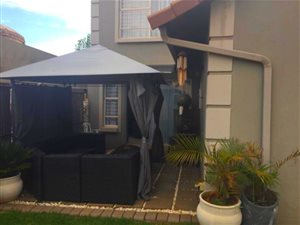 4 Bed Cluster in Pomona
