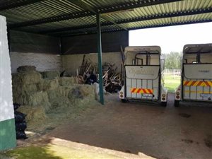 8565 m² Land available in Chartwell