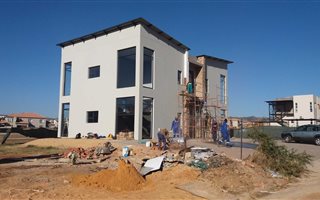 Commercial space in Newmark Estate