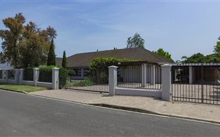 5 Bedroom House in Lochnerhof