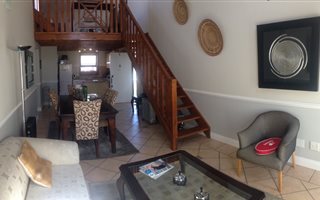 2 Bedroom Apartment in Melrose North