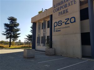 14000 m² Commercial space in Silver Lakes Golf Estate