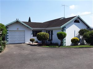 3 Bed Simplex in Manors