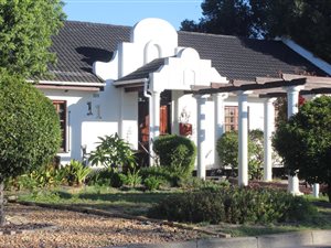 4 Bed House in Amandelrug
