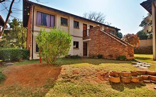 2 Bedroom Apartment in Wilgeheuwel