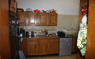 3 Bedroom Apartment in Melrose