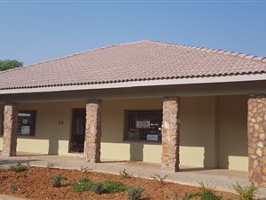 152 m² Office Space in Rustenburg Central