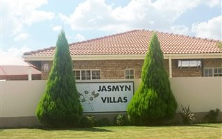 3 Bedroom Townhouse in Flimieda