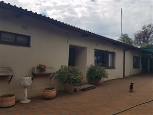 7.4 ha Farm in Lindequesdrif