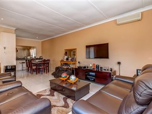 3 Bed House in Blairgowrie