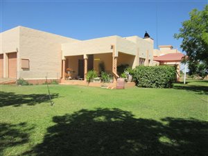 3 Bed House in Vryburg