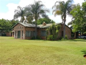 1 m² Farm in Doornpoort and surrounds