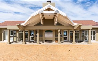 3 Bedroom House in Dana Bay