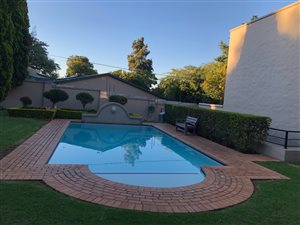 2 Bed Apartment in Paulshof