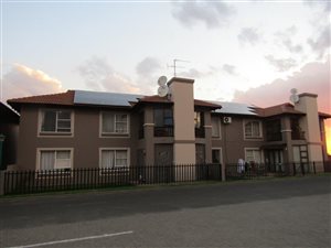 2 Bed Townhouse in Van Dyk Park