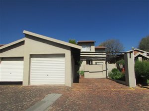 4 Bed Duplex in Corlett Gardens