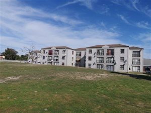 2 Bed Apartment in Sanlamhof