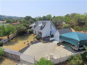 5 Bed House in Mulbarton